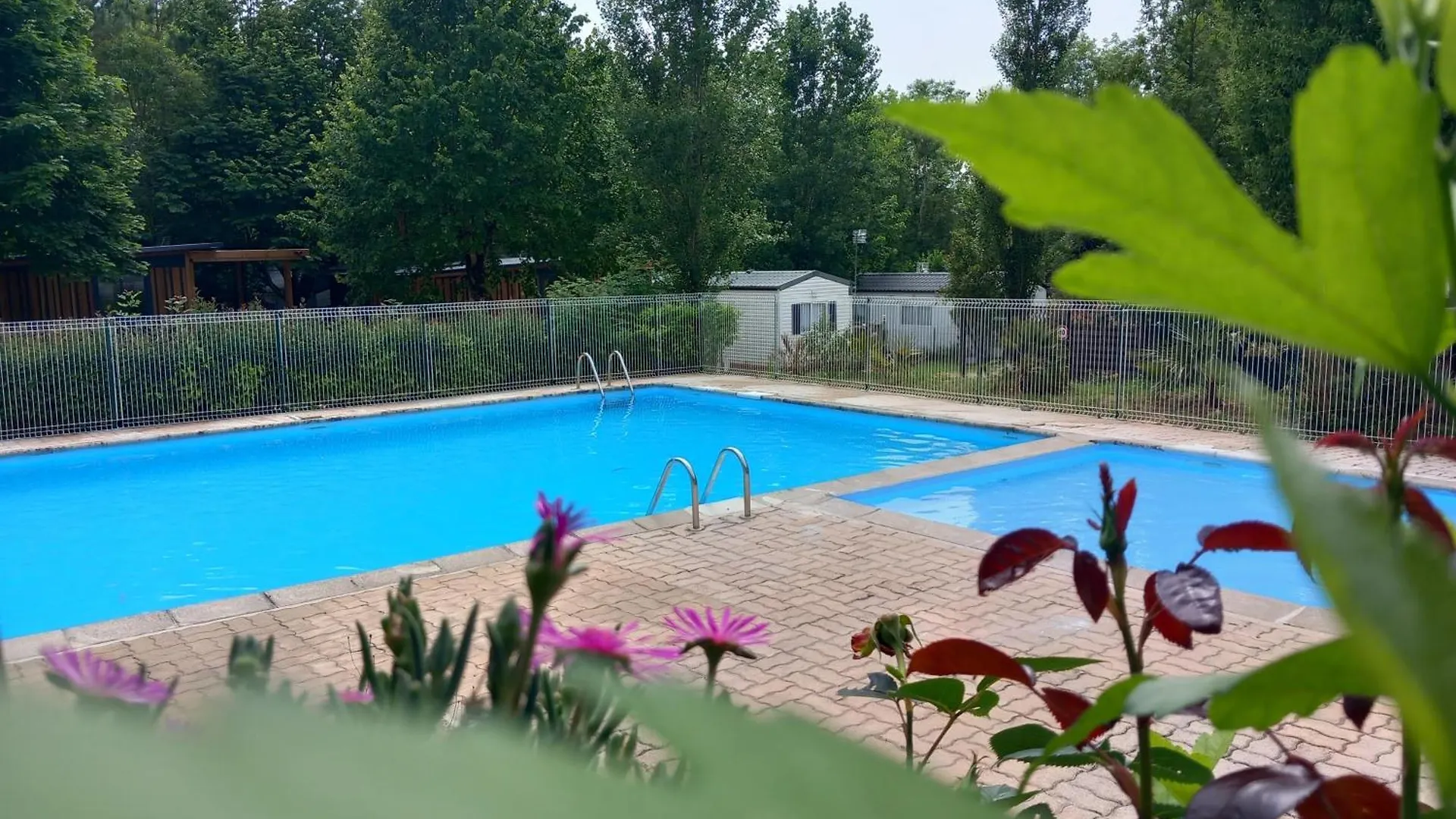 Chalet Zen Vaudreuille Campsite